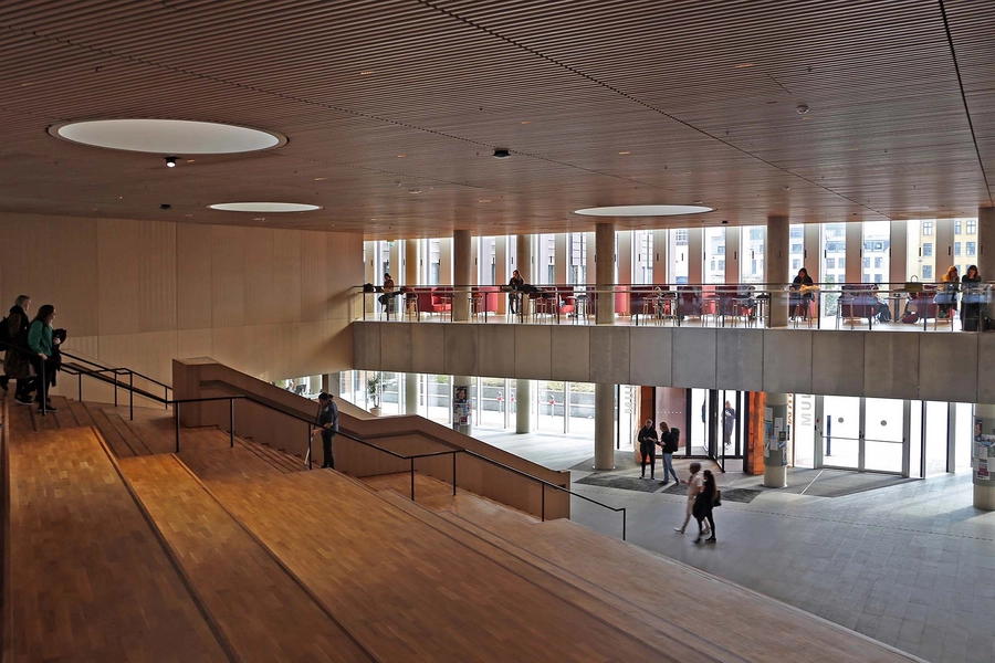 Mærsk Tårnet og SUND Naturpark Interiør - Trappe