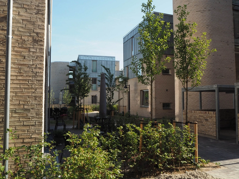 Diakonissestiftelsens Seniorboliger Det omkringliggende havemiljø