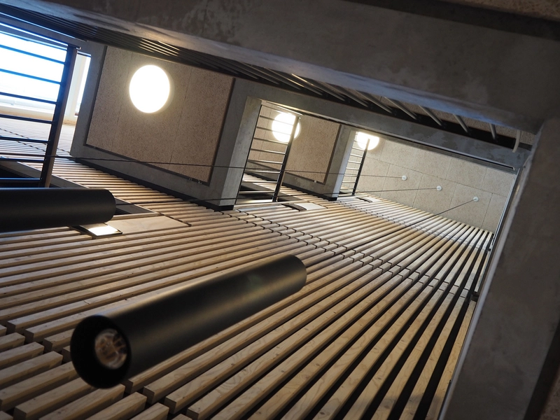 Diakonissestiftelsens Seniorboliger Armaturer i opgangen