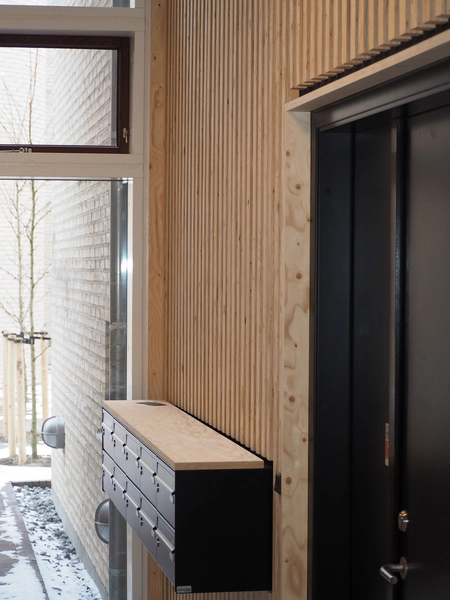 Diakonissestiftelsens Seniorboliger Opgang med postkasser