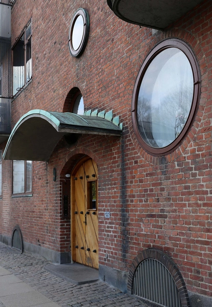 Champagnehuset - Grønningen 7-9, Hammerensgade 