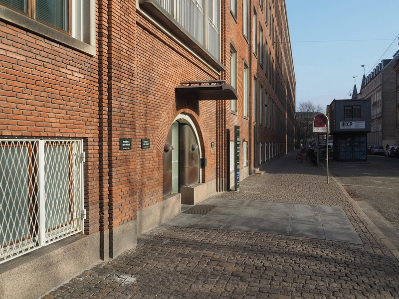 Frederiksberg Rådhus Sydfacaden set fra vest