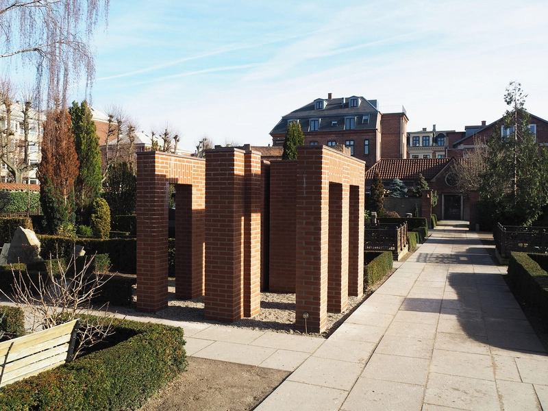 John Hunov's Gravmonument 