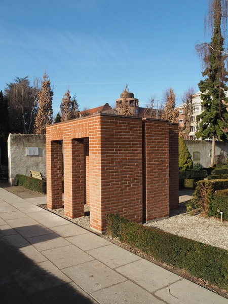 John Hunov's Gravmonument 