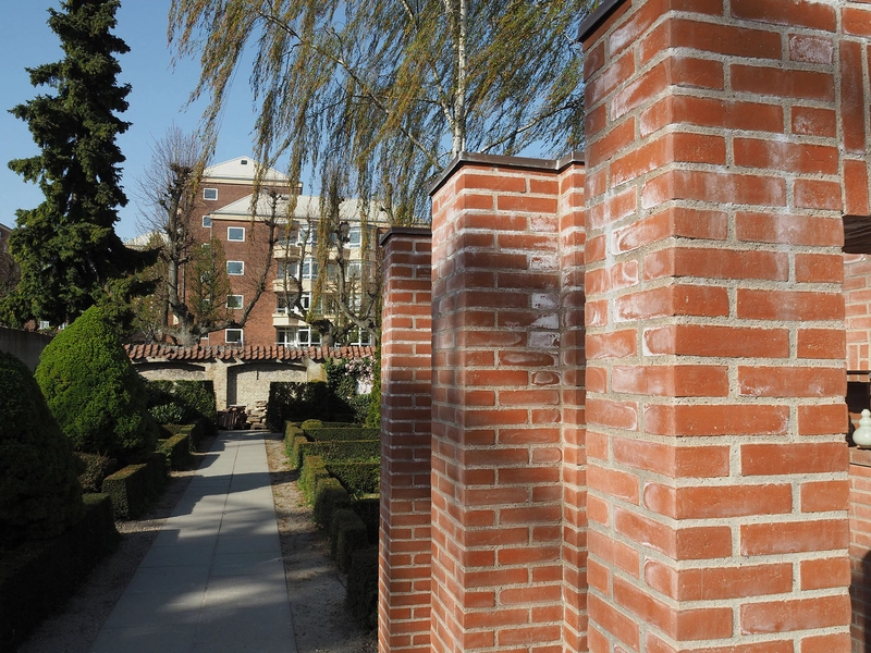 John Hunov's Gravmonument 