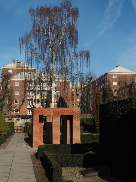 John Hunov's Gravmonument 