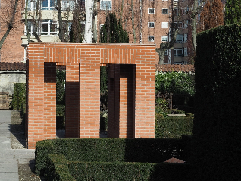 John Hunov's Gravmonument 