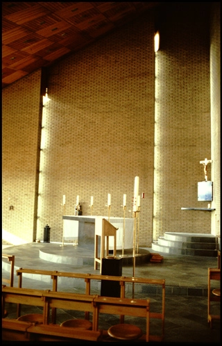 Skt. Nikolaj Kirke - Hvidovre Alter og lysspalter