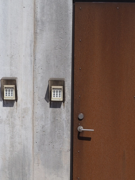 Trafiktårnet Øst Adgangskontrol mod Carsten Niebuhrs Gade