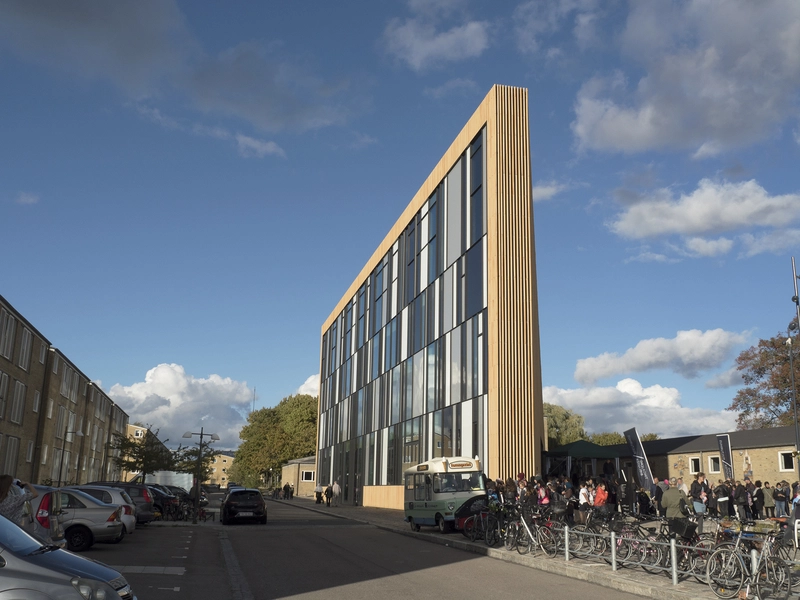 Tingbjerg Bibliotek og Kulturhus Total fra sydvest med facaden mod Skolesiden