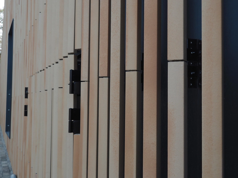 Tingbjerg Bibliotek og Kulturhus Teglfacaden mod nord