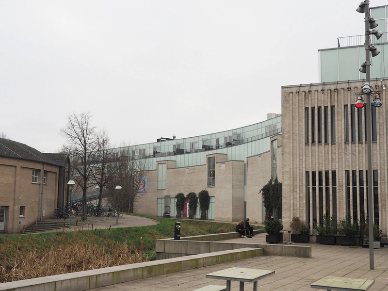 Sillebroen Facaden langs Sillebro Å