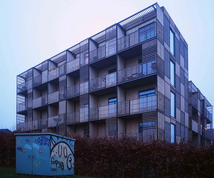 Bavnehøj Ungdomsboliger Facaden mod kirkegården