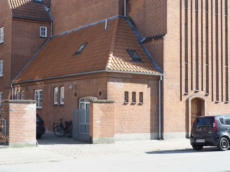 Enghave Kirke Våbenhuset