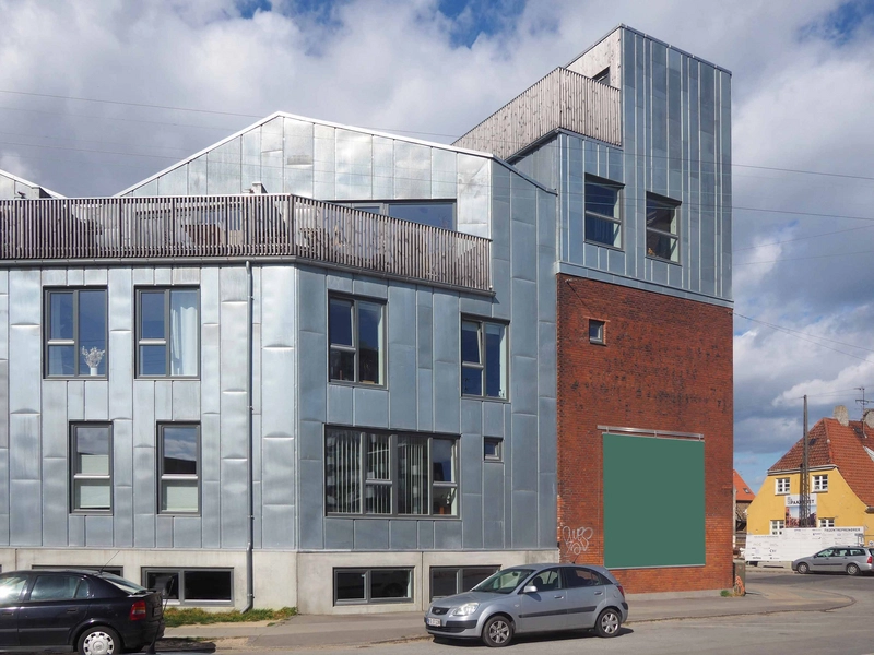 FactoryHouse - the Village 