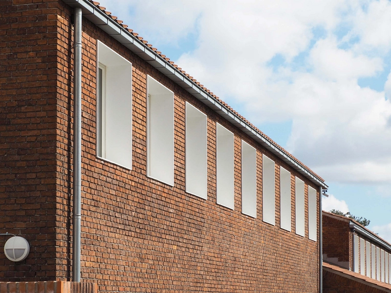 Rødkilde Skole Vinduespartier i gymnastikfløjen