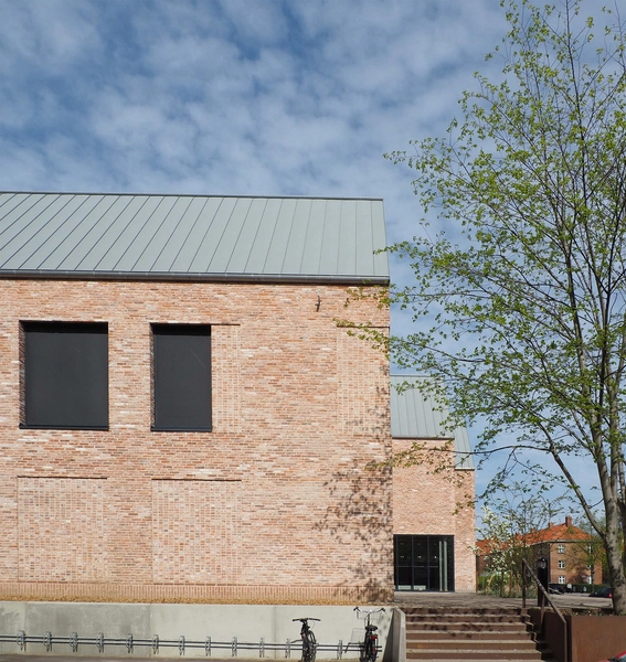 Grøndalsvængets Skole Hjørnet af Kærsangervej og Vibevej