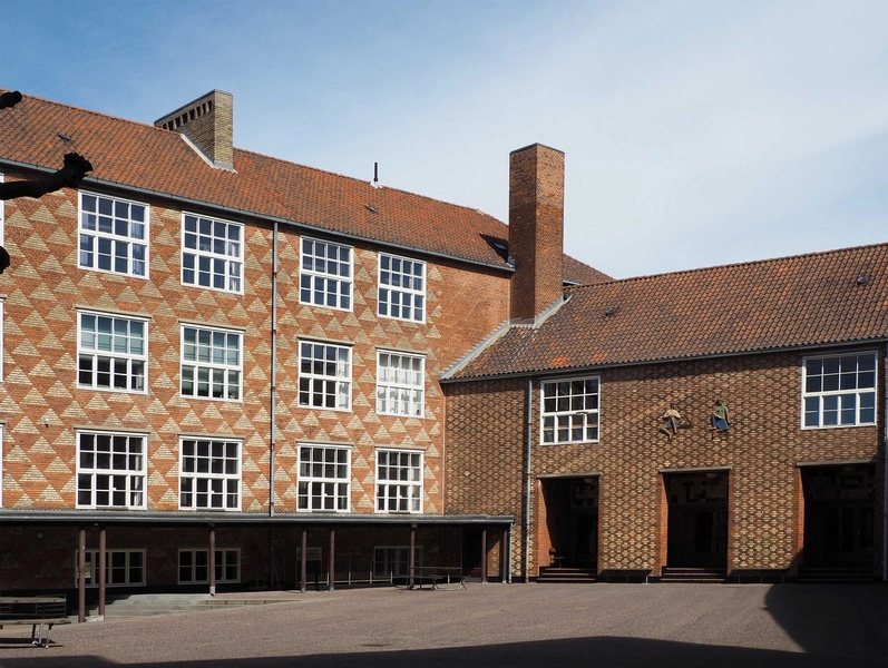 Falkonergårdens Gymnasium & HF 