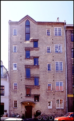 H. P. Lorentzens Stiftelse Indgangsfacaden