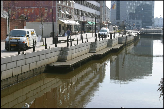Aarhus Å Landgangsbroer