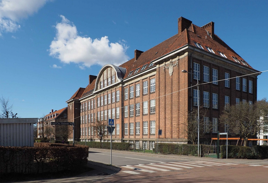 Skolen på La Cours Vej 