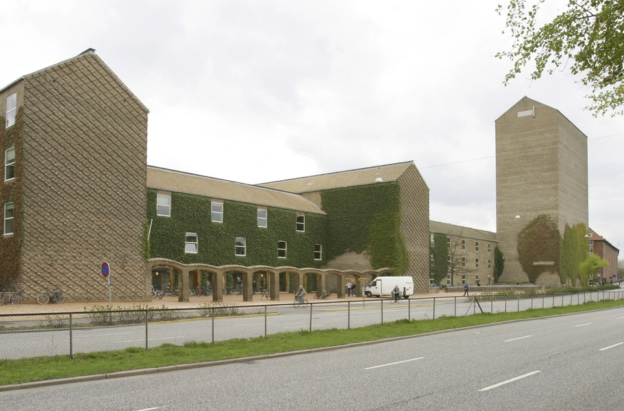 Aarhus Universitet Helhed