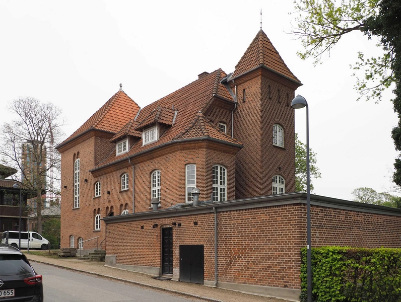 Overretssagfører Carl Meyers Villa, Antoinettevej 1 