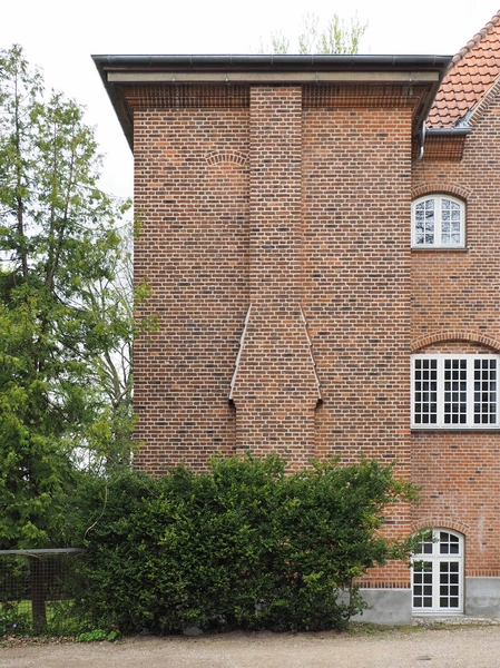 Overretssagfører Carl Meyers Villa, Antoinettevej 1 