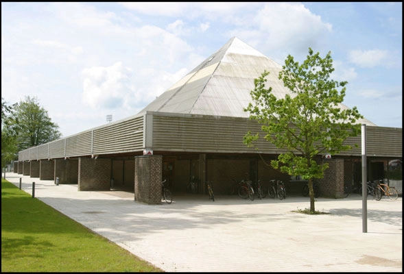 Haraldslund Svømmehal Facade