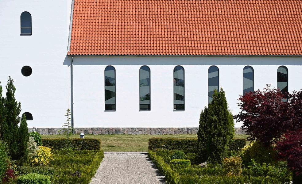 Ansgarkirken og Sognehus - Hedehusene 