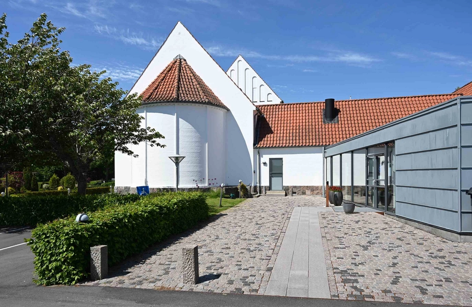 Ansgarkirken og Sognehus - Hedehusene 