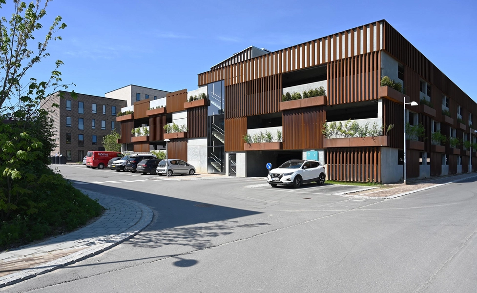 Lerholmen P-Hus (Nærheden) 