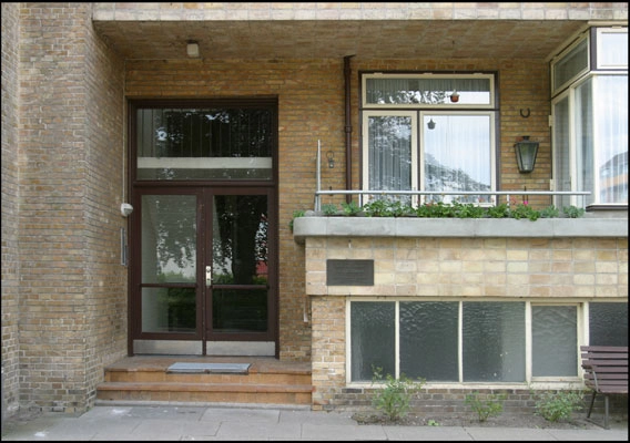 Enighedslund Indgangsparti