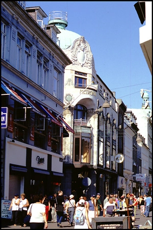Metropolbygningen Hjørne mod Strøget