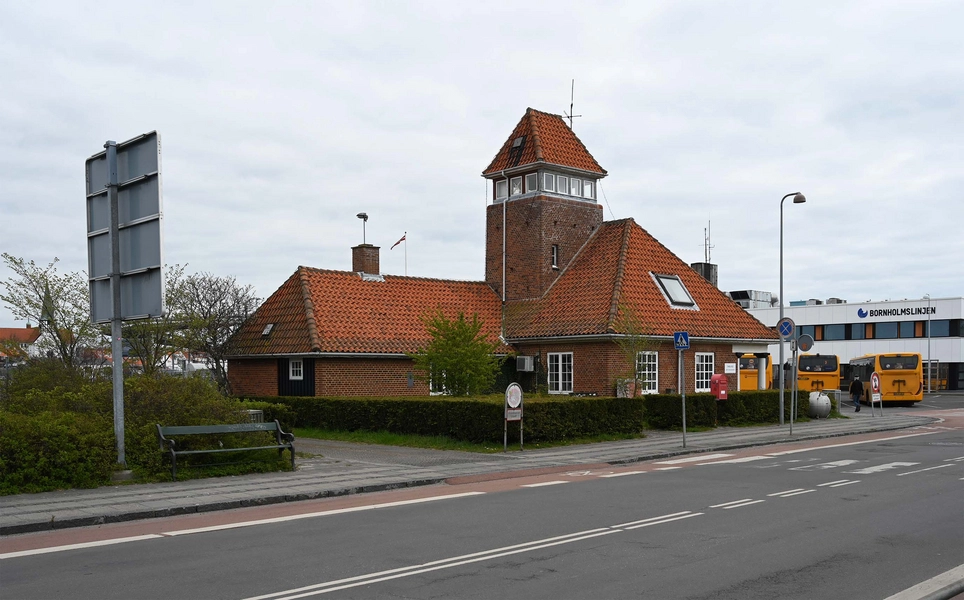 Lodsbygning ved Rønne Havn 