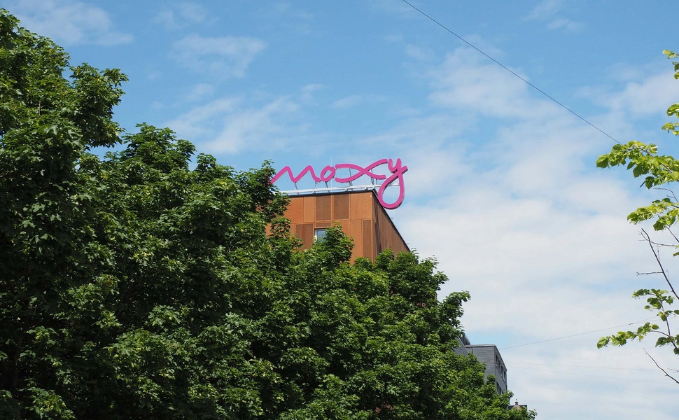 Moxy Copenhagen Sydhavnen 