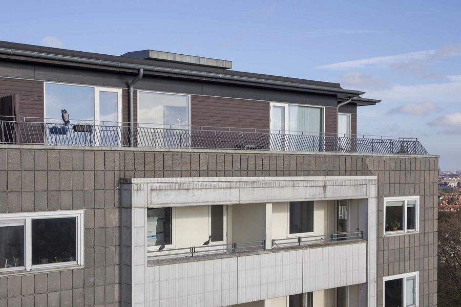 Bellahøjhusene Penthouse med træbeklædning