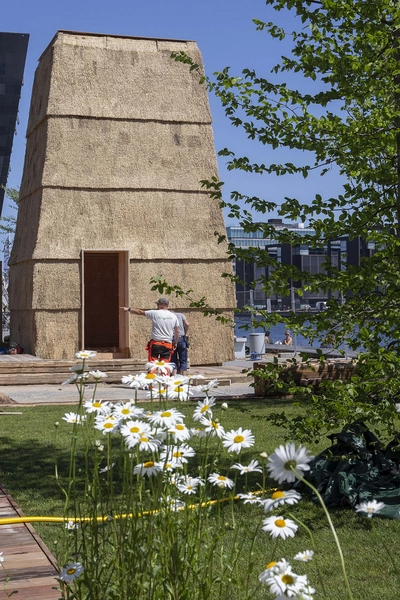 From 4 to 1 Planet - Tækkede Teglblokke 