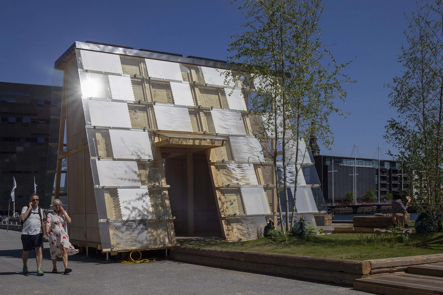 From 4 to 1 Planet - Den planetære pavillon 