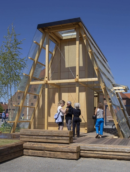 From 4 to 1 Planet - Den planetære pavillon 