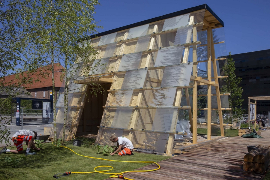 From 4 to 1 Planet - Den planetære pavillon 