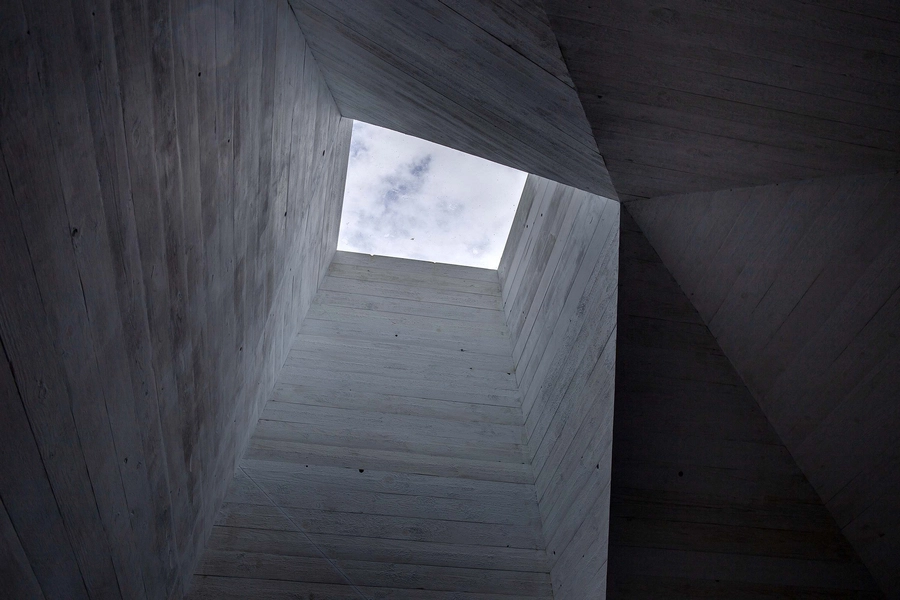 Poetic Daylight Pavilion 