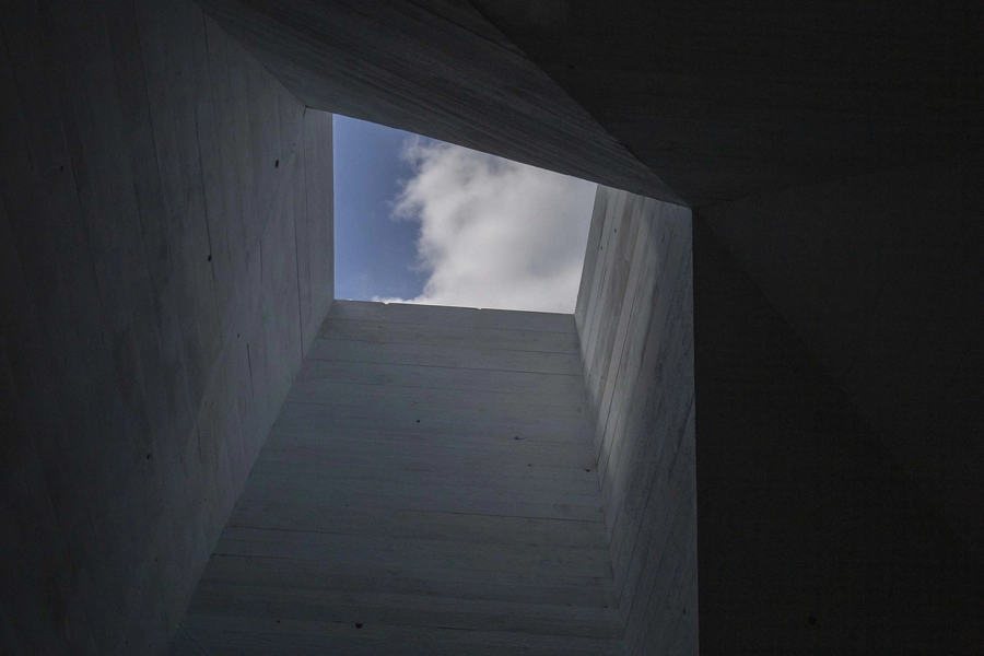 Poetic Daylight Pavilion 