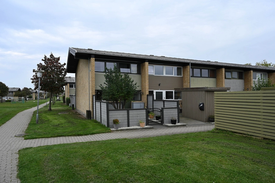 Egevangshusene 1-381 