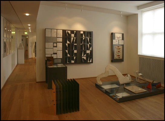 Køge Skitsesamling - KØS Udstillingssal