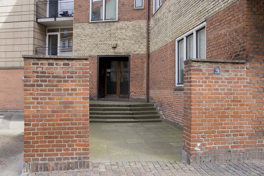 Vodroffsvej 2A og 2B Indgangsparti mod Vodroffsvej