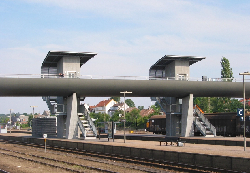 Cykel- og fodgængerbro ved Næstved Station 