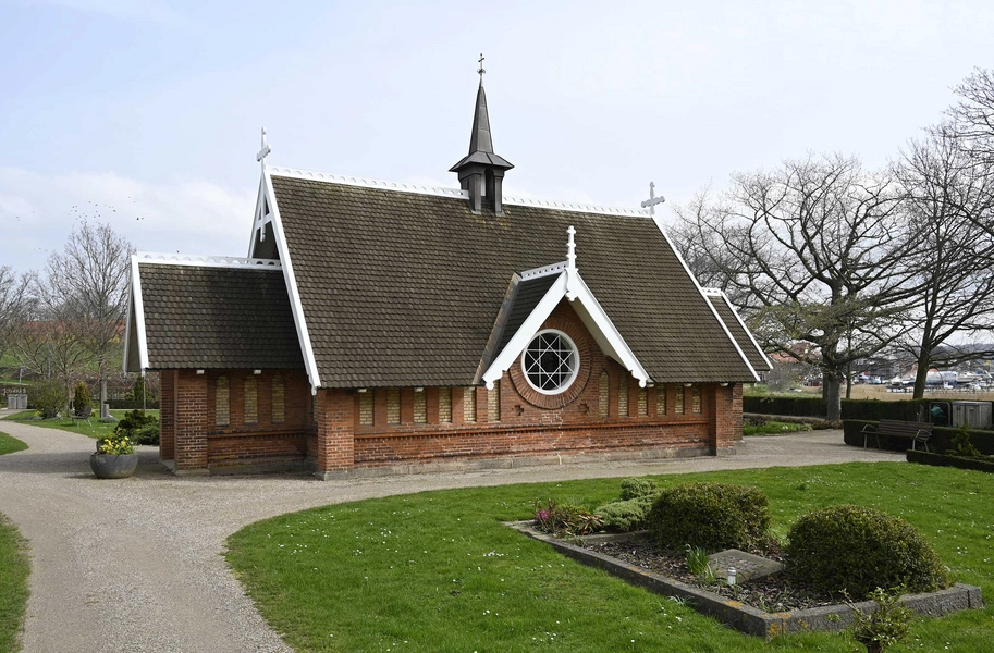Vordingborg Assistenskirkegårds Kapel Alle fotos er fra 2024.