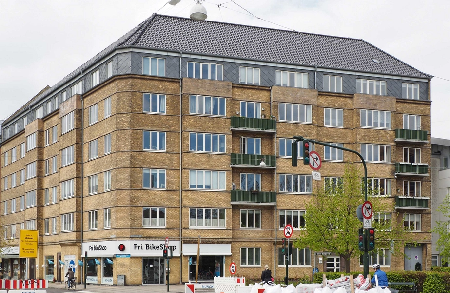 Peter Bangs Vej 18-20 og Lindevangs Allé 1 