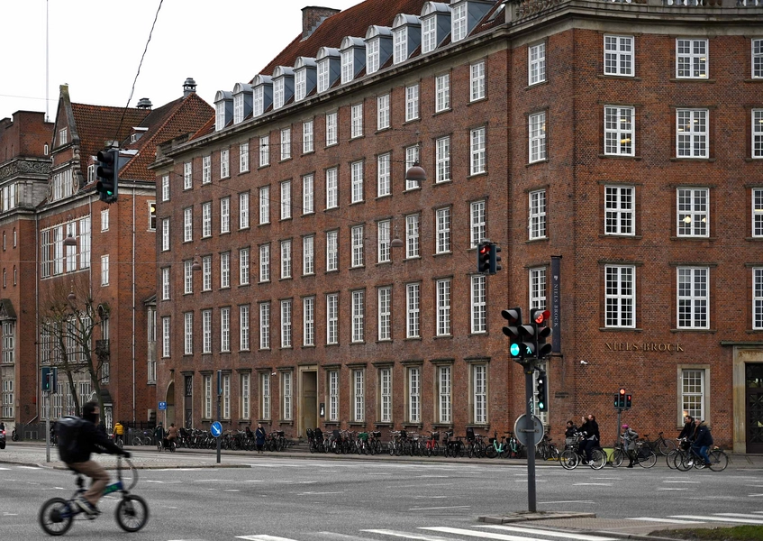 H. C. Andersens Boulevard 2 